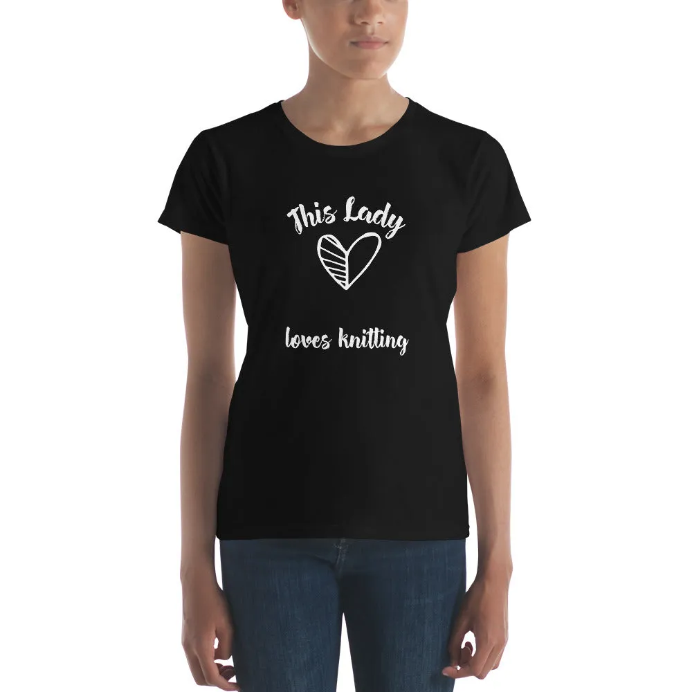 This Lady Loves Knitting (t-shirt, classic fit)