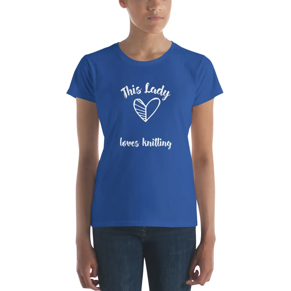 This Lady Loves Knitting (t-shirt, classic fit)