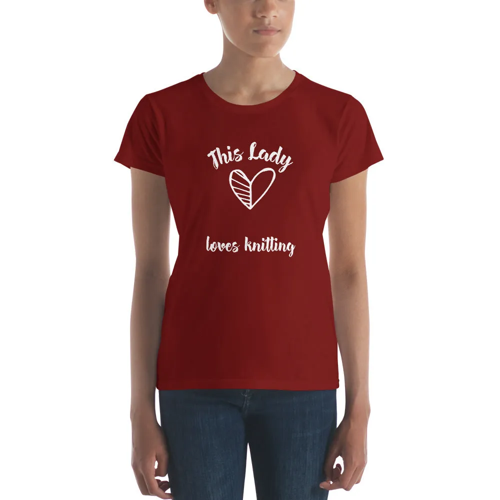 This Lady Loves Knitting (t-shirt, classic fit)